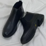 Quto Chelsea Boot Black