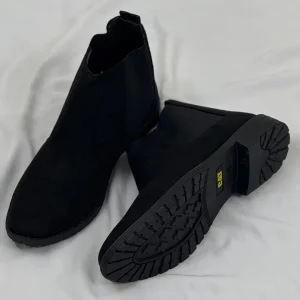Suede Leather Chelsea Boots Black